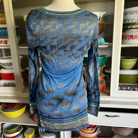 Diktons Barcelona Blue Button-Down Sweater - Size 6 - Picture 6 of 12